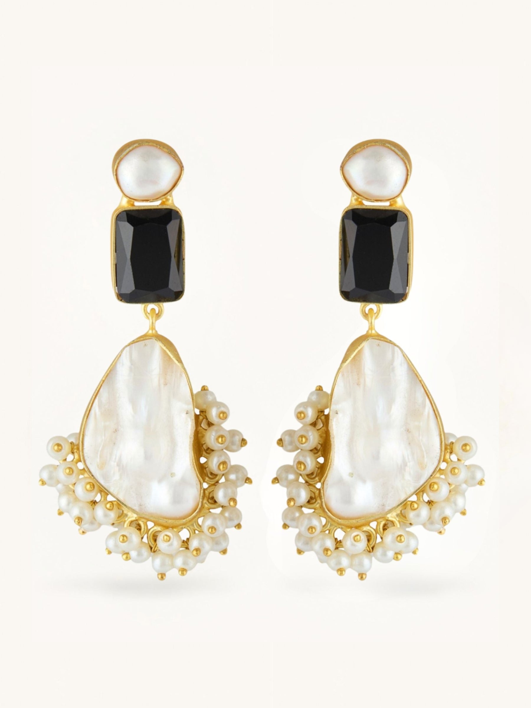 Black Glass Large Pearl Drop earrings