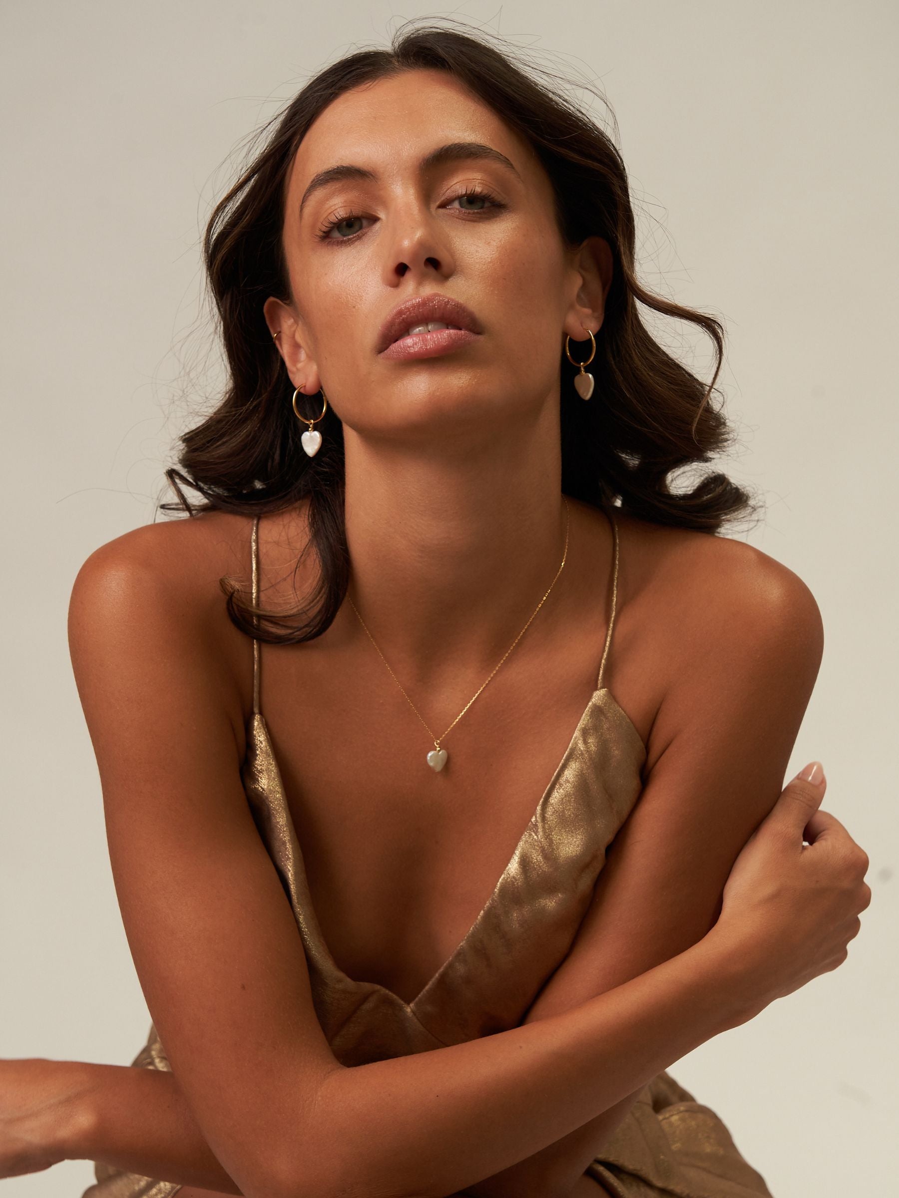 Pearl Heart shape hoop earrings in gold