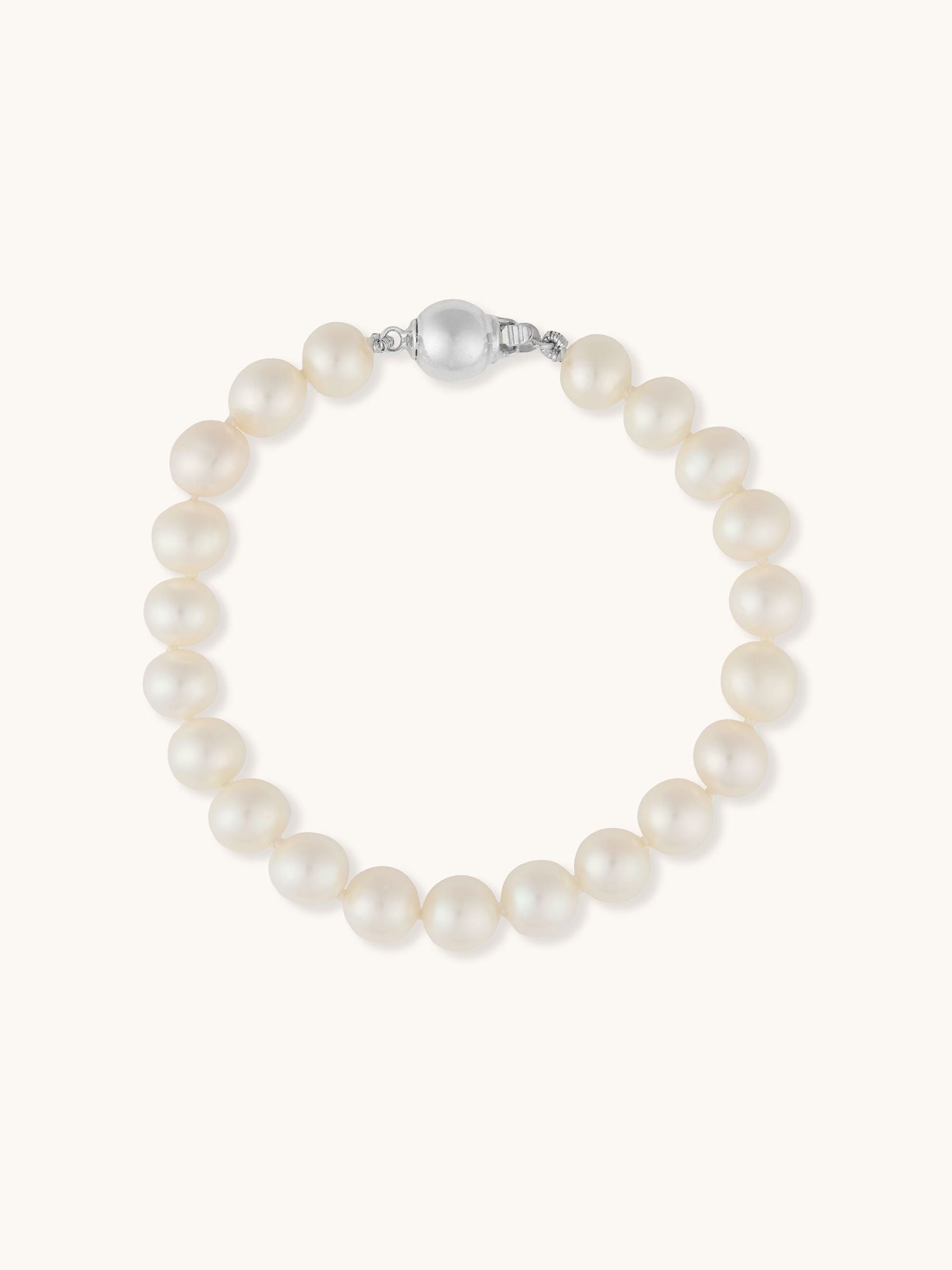 Pearl Strand Bracelet