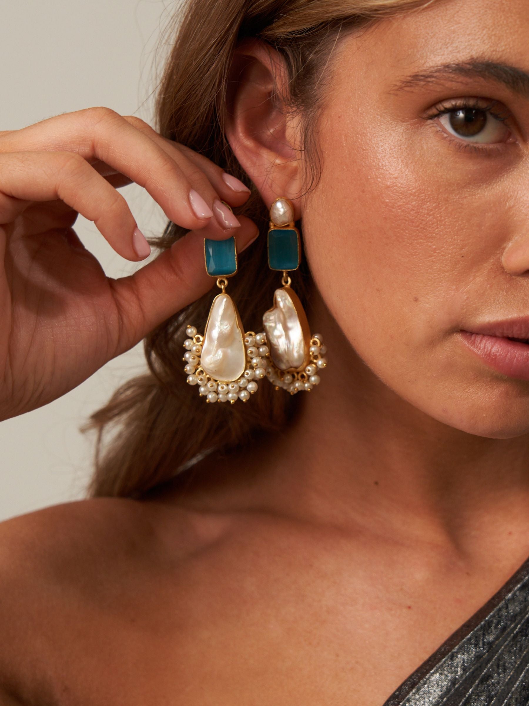 Blue Glass Large Pearl Drop earrings