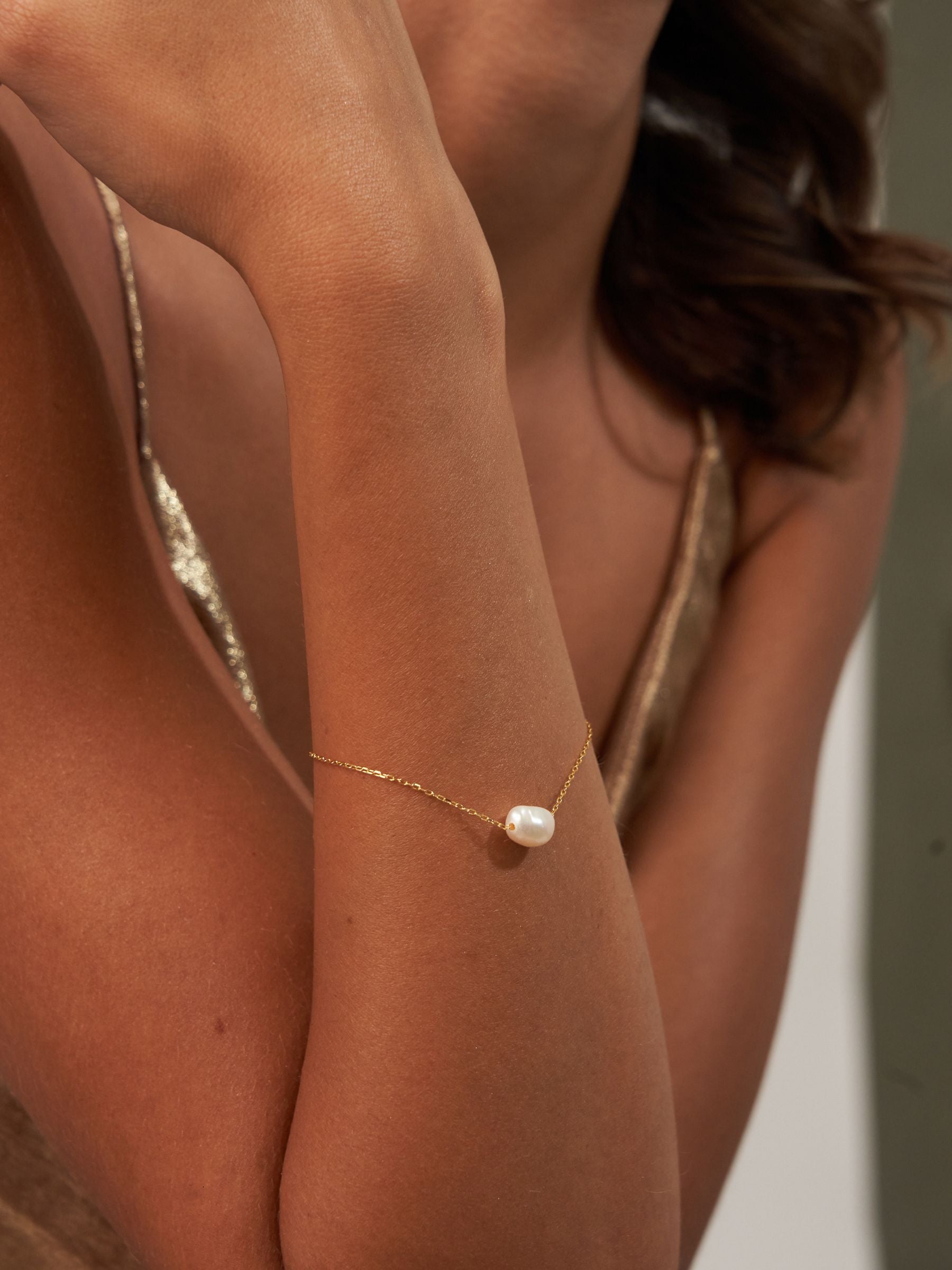 Single Pearl Bracelet Gold