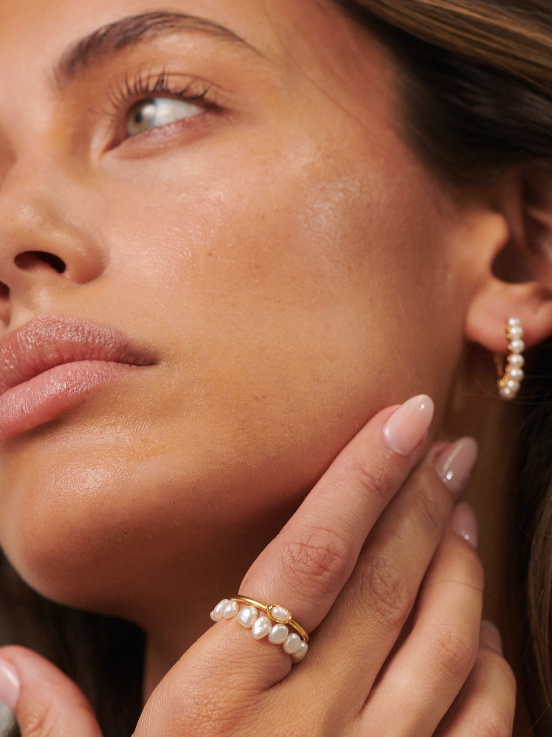 White Baroque Pearl Ring