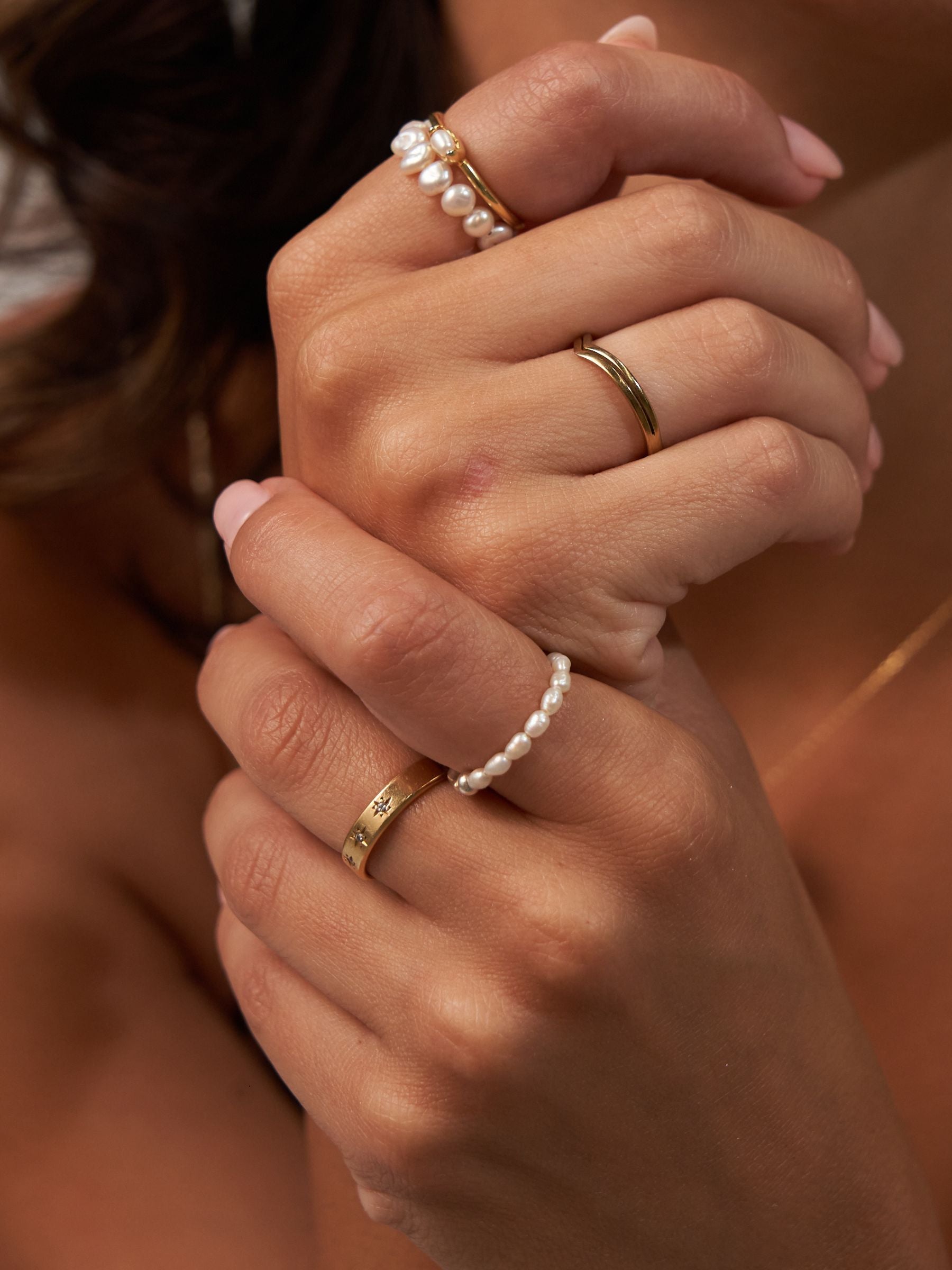 Small Single Pearl Ring
