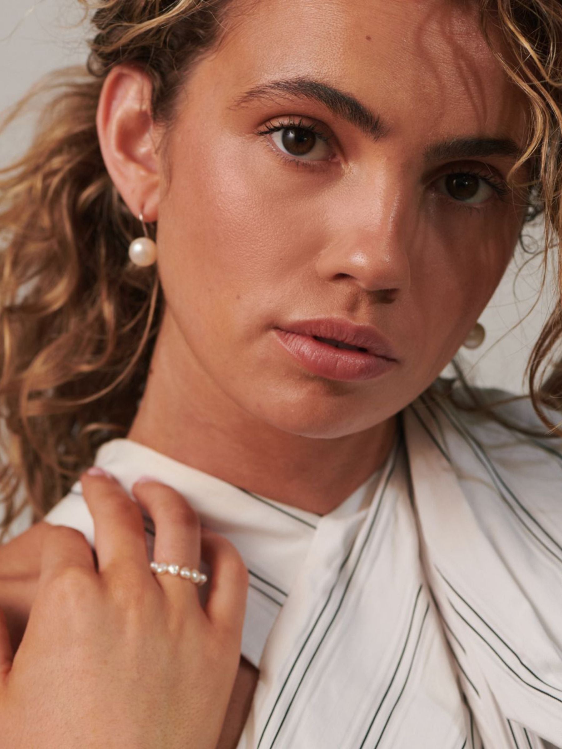 White Baroque Pearl Ring