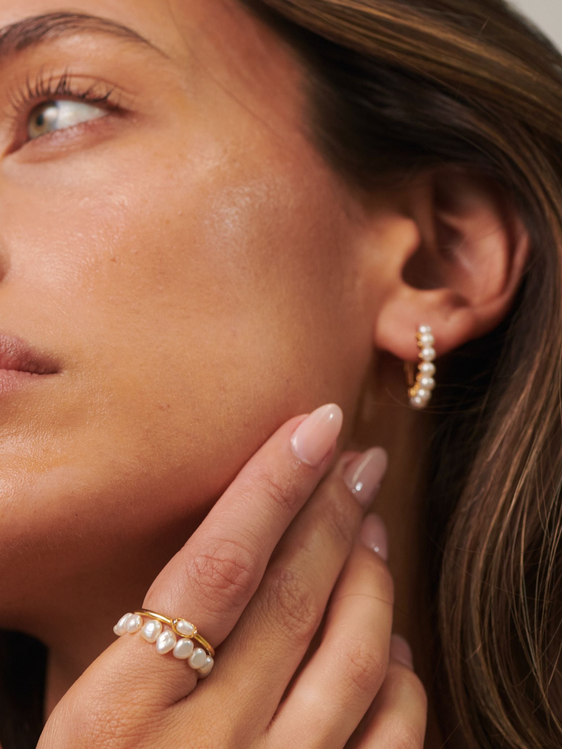 Small Single Pearl Ring
