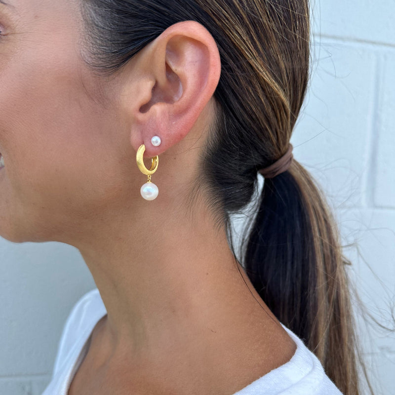 Selena | Frosted Gold Hoops with a Single Pearl