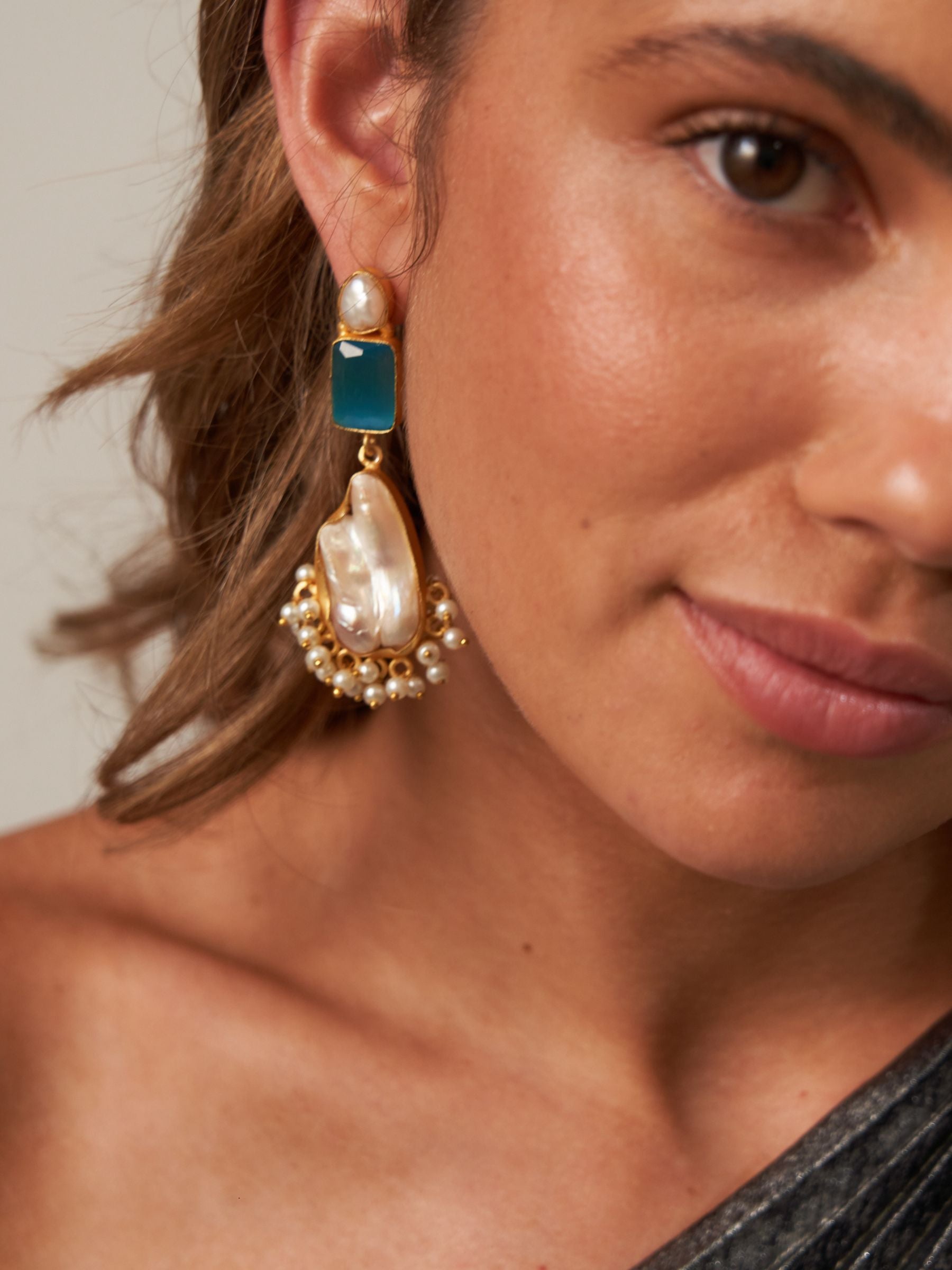 Blue Glass Large Pearl Drop earrings