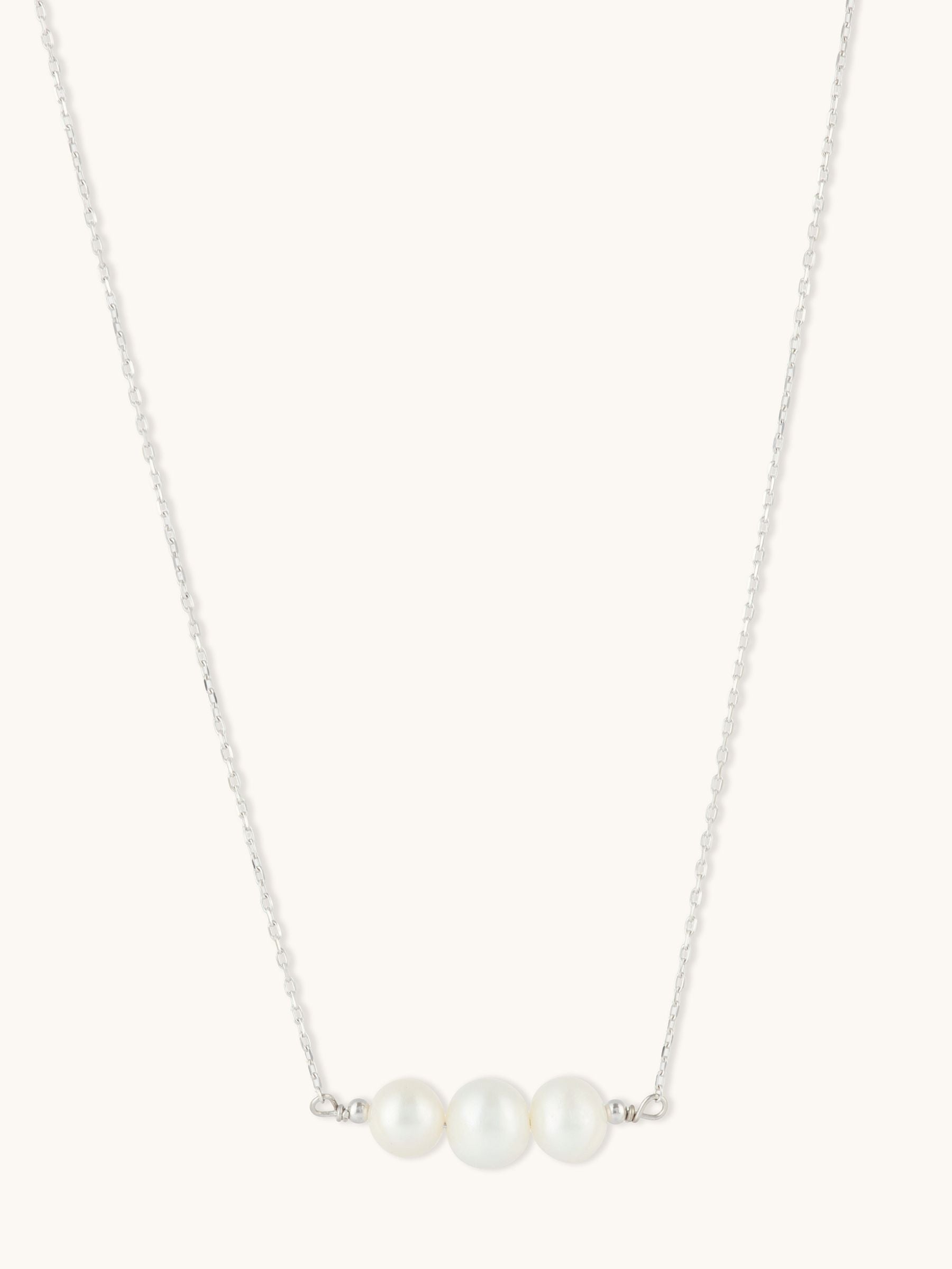 Three Pearl Pendant Necklace