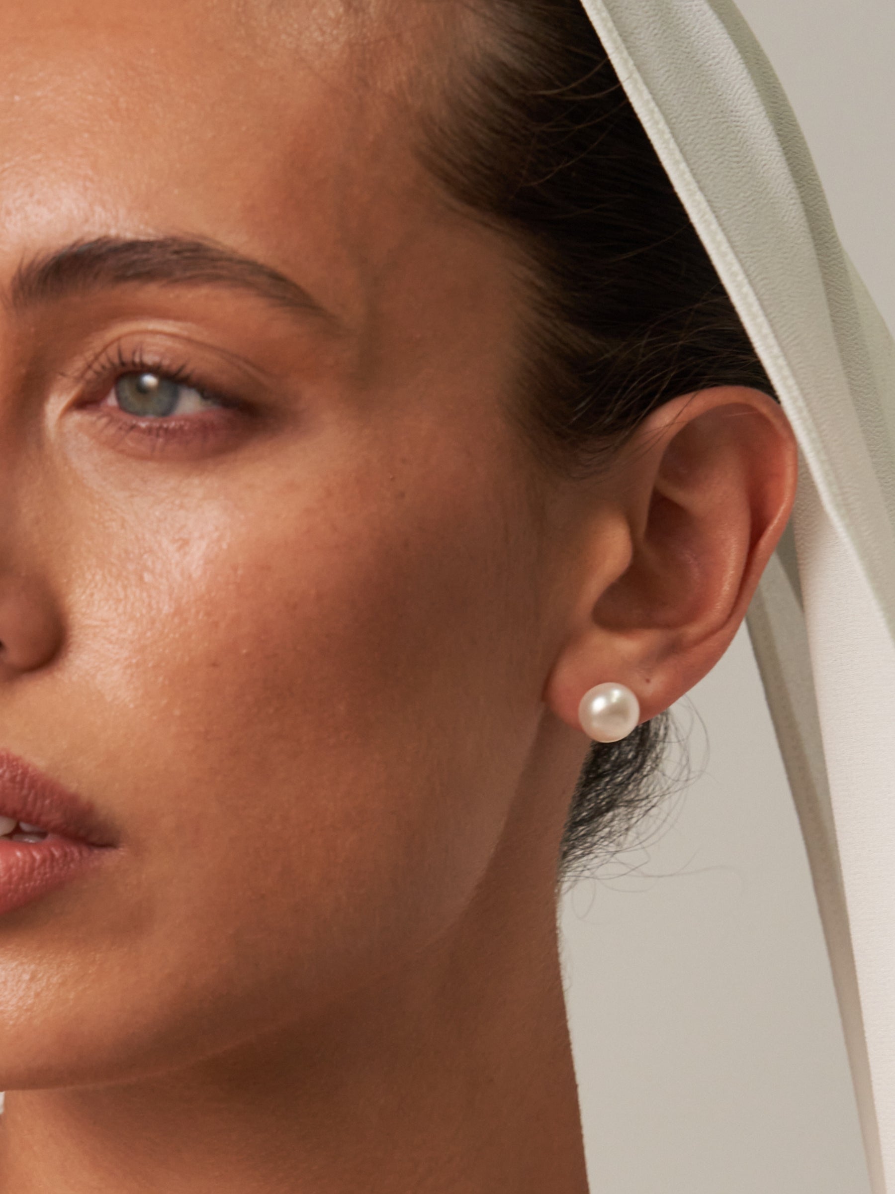 large white pearl stud earrings