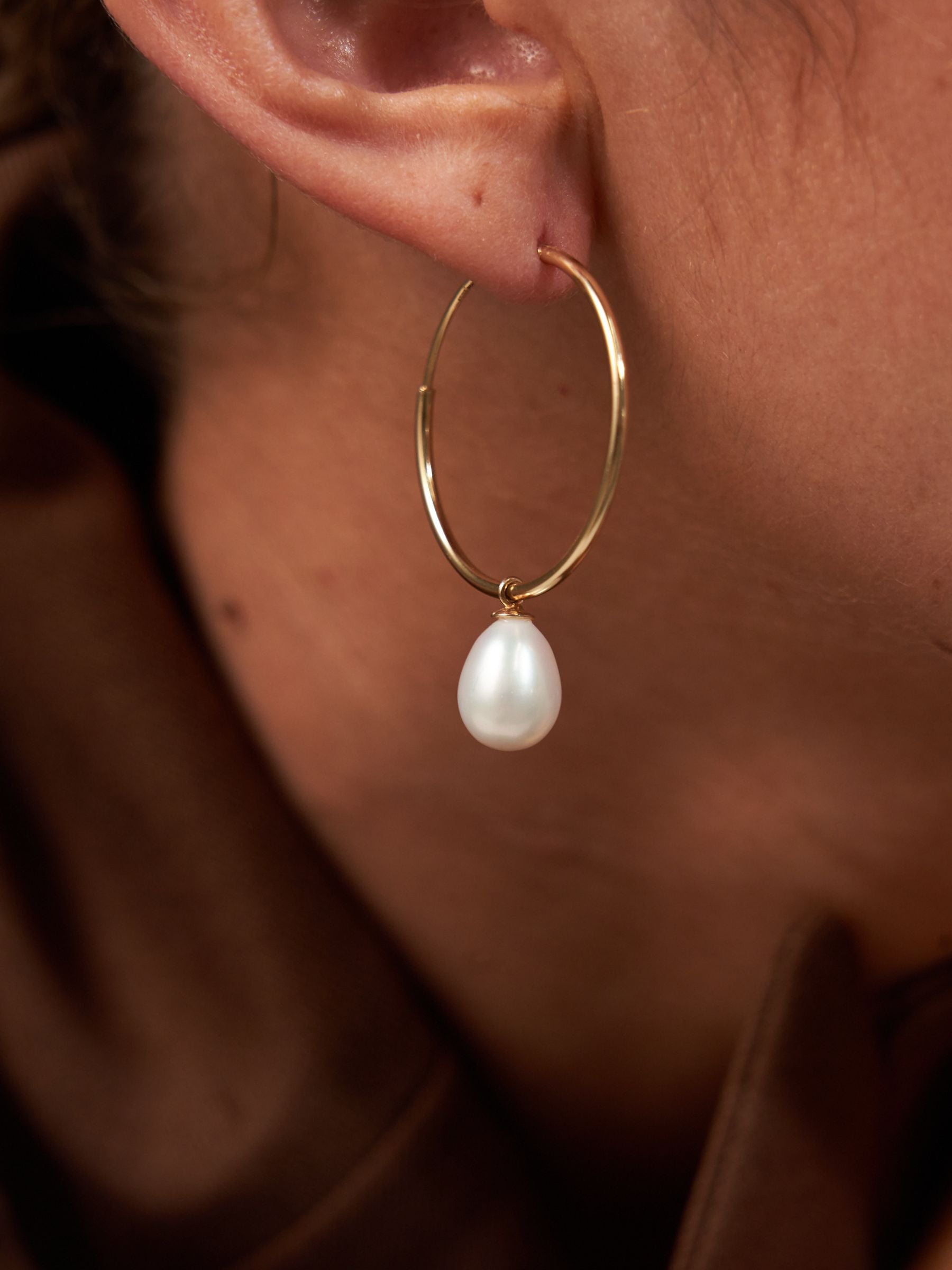 Single Pearl Large Hoop Earrings Gold