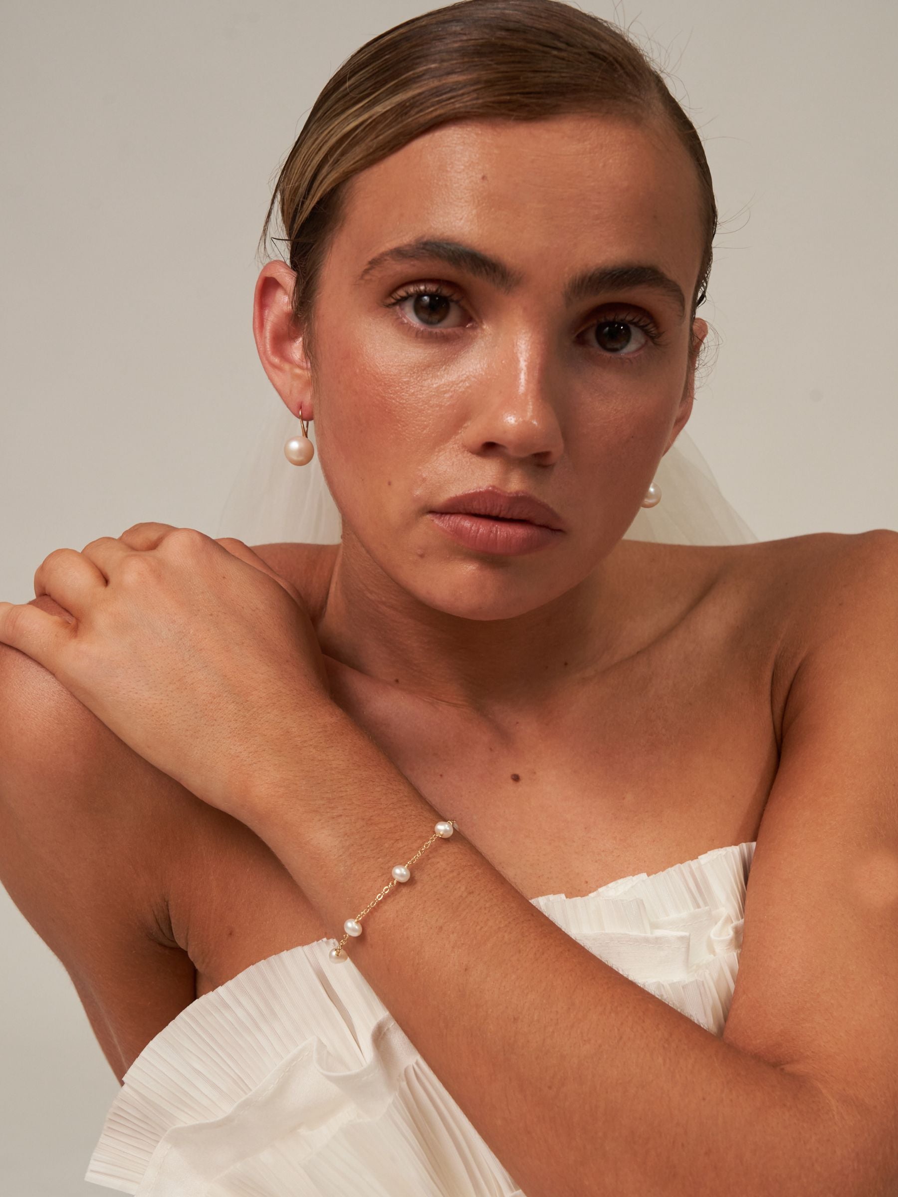 Five Pearl Gold Bracelet