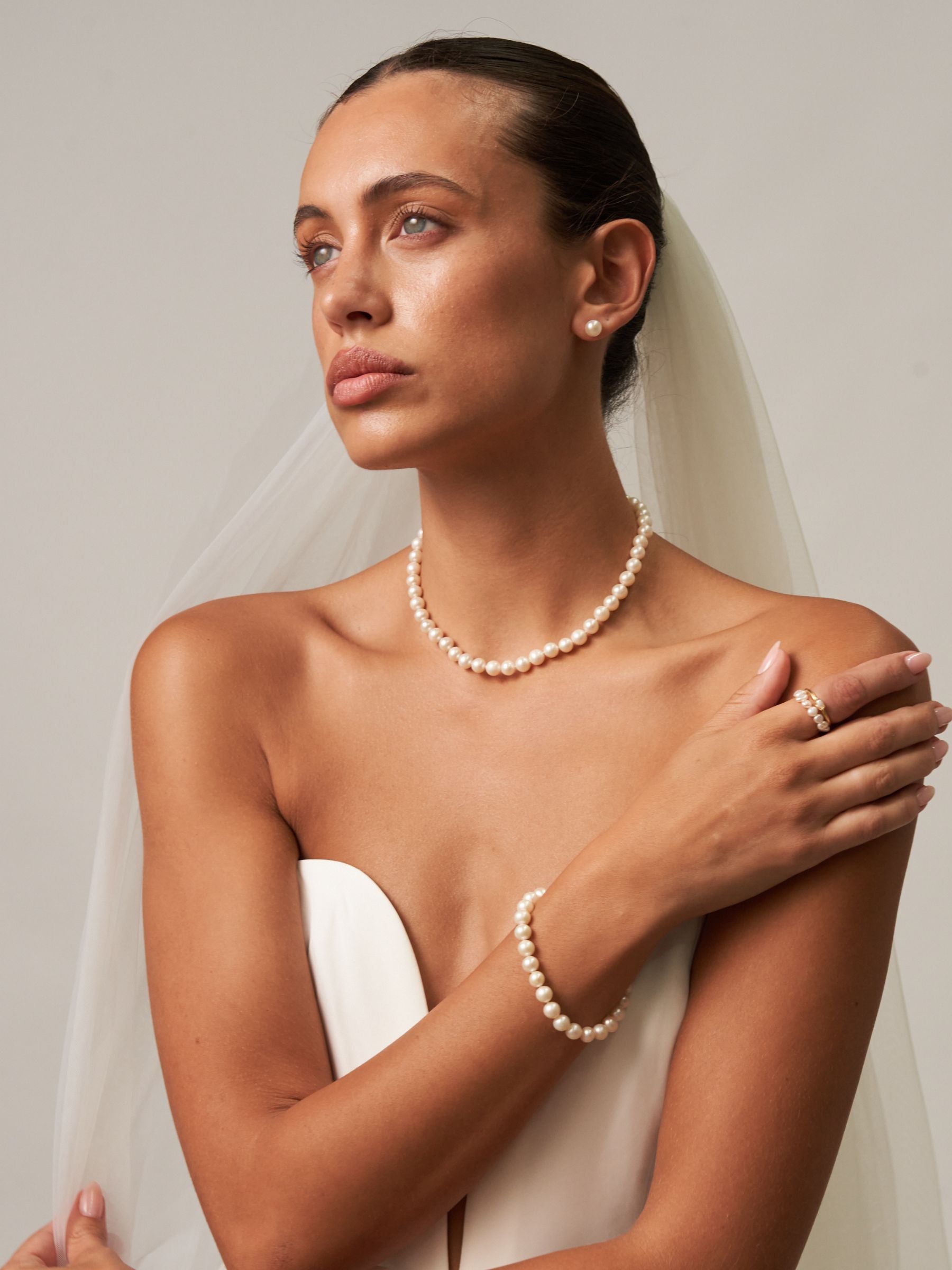 Round Pearl Strand Choker Necklace