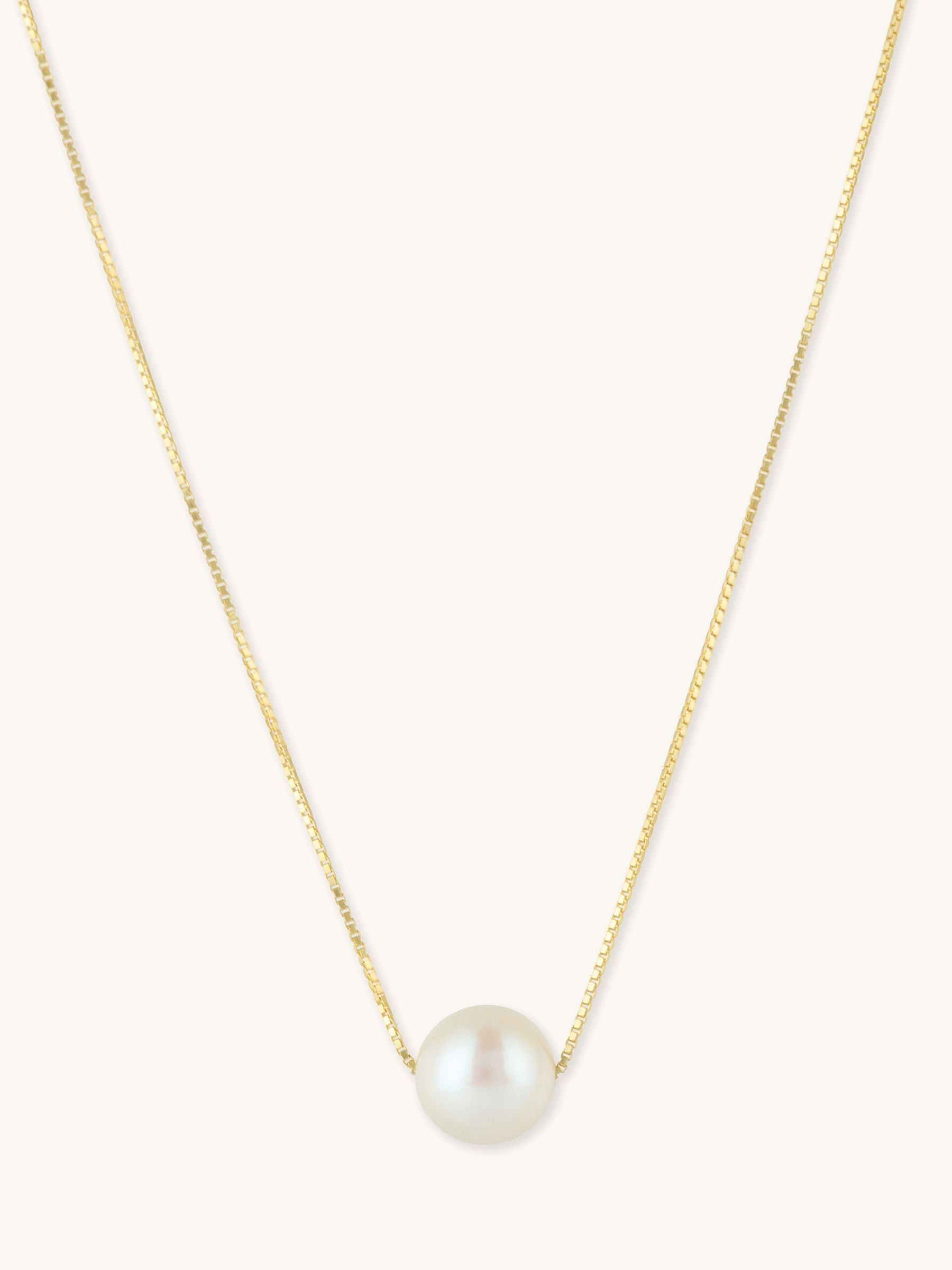 Single Pearl Choker