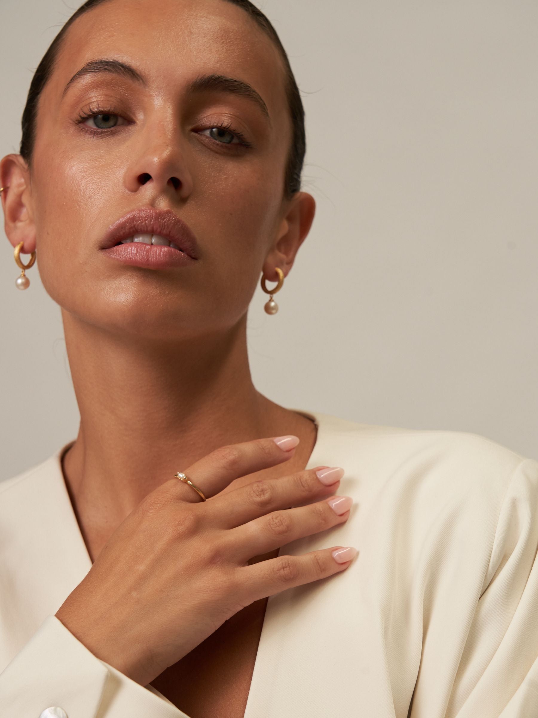 Round Frosted Pearl Hoop Earrings