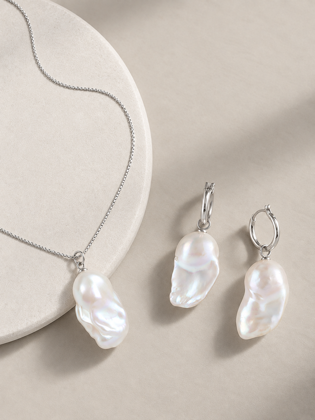 The Willow Pearl Set