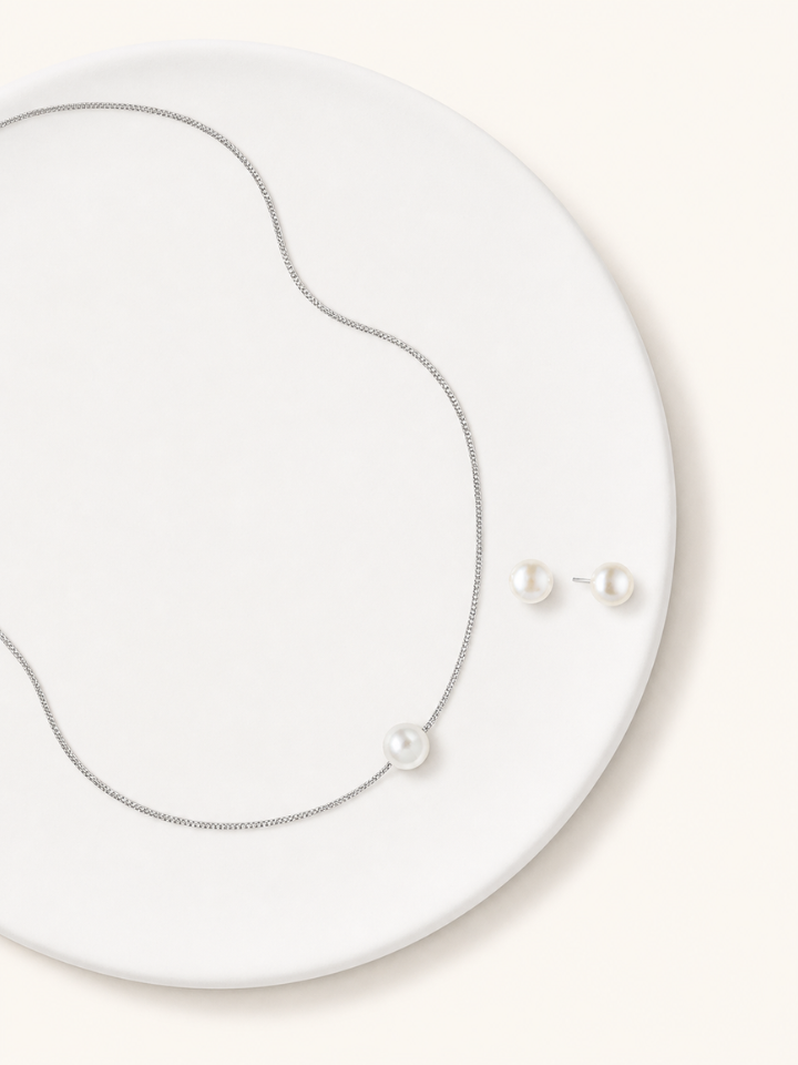 The Stella set in silver