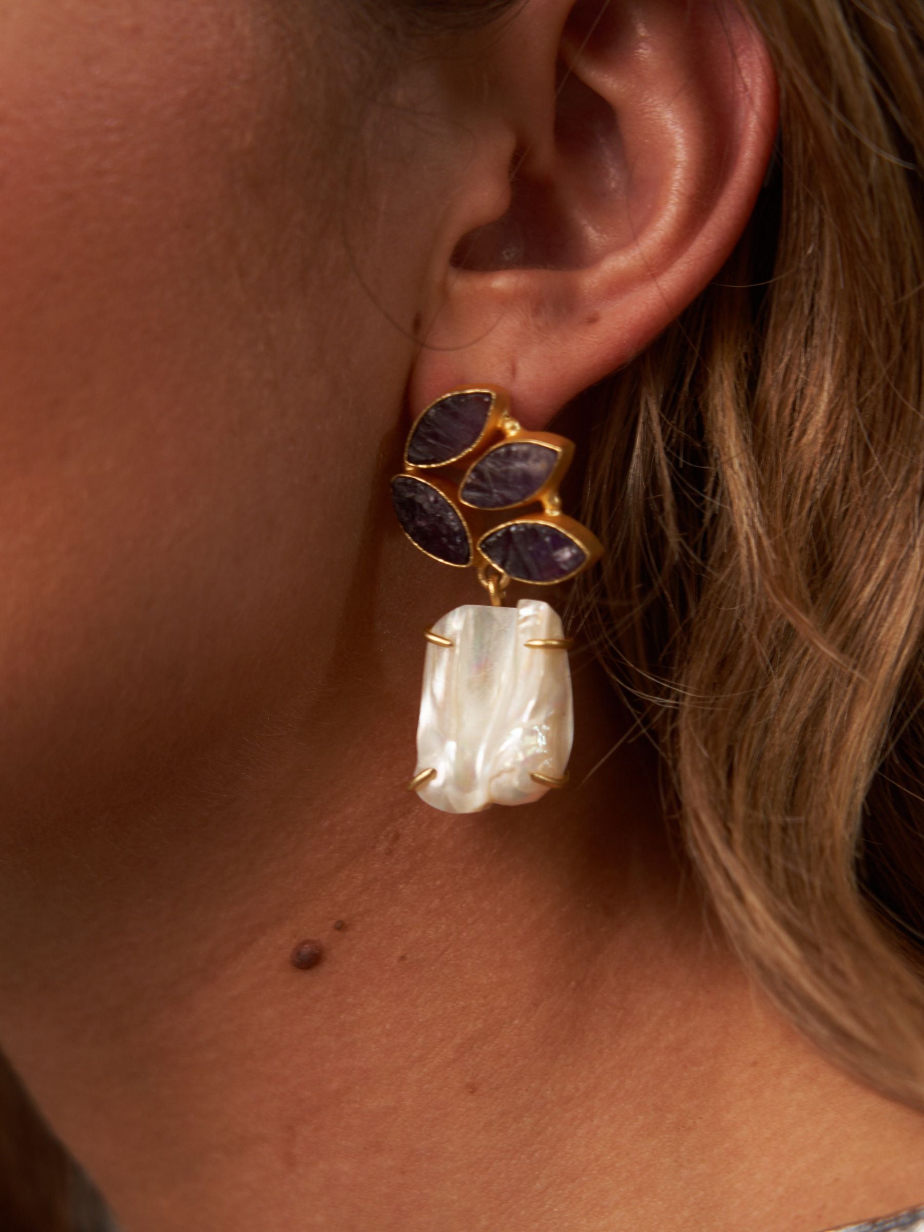 Amethyst and Pearl Drop Earrings