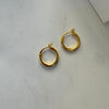  PEARL HOOP EARRINGS GOLD
