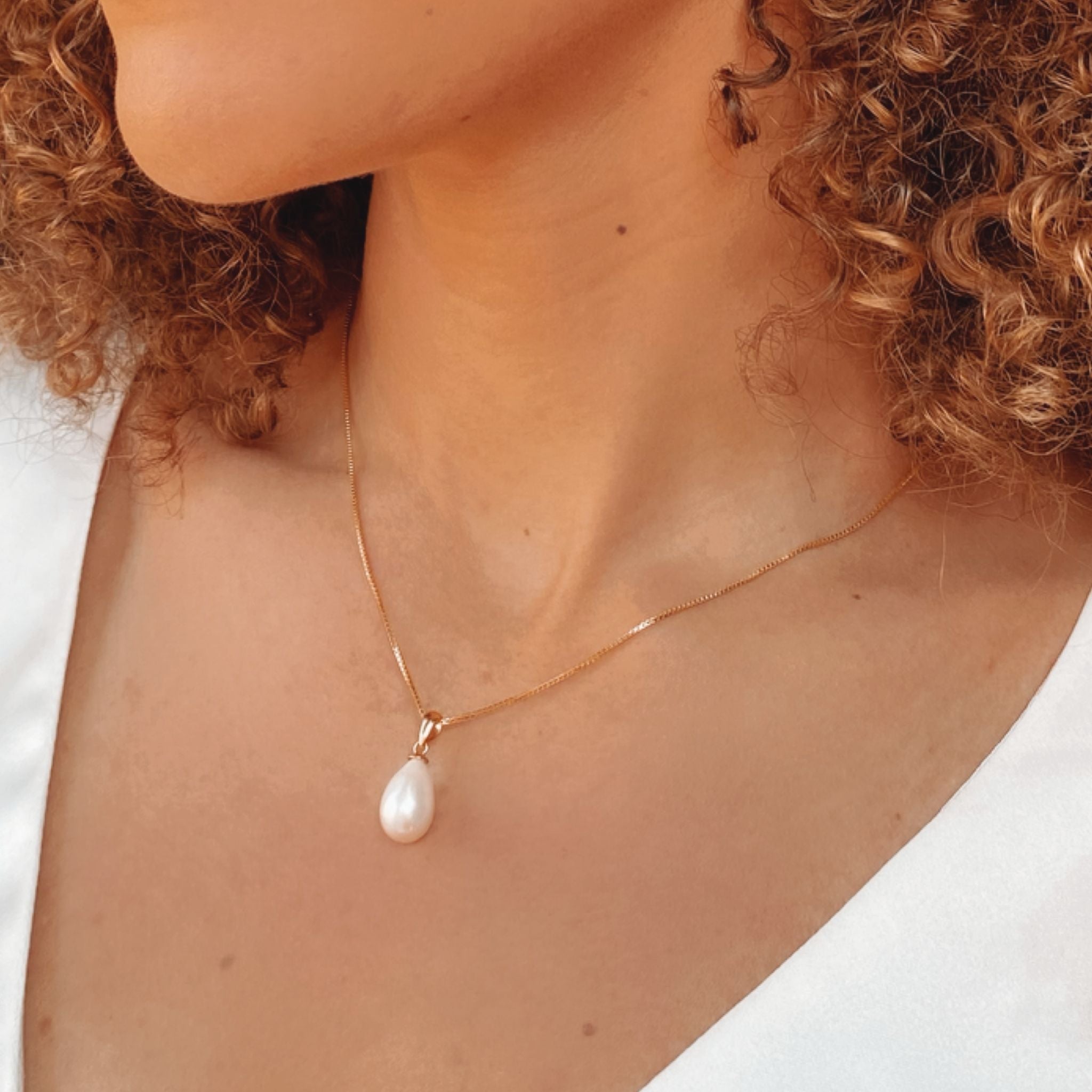 Teardrop Pearl Necklace, Small Pearl Floating Necklace, Freshwater Drop  Pearl Charm Necklace, Silver June Birthstone, Gold Bridesmaid Gifts - Etsy