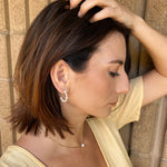 single pearl choker necklace on gold chain