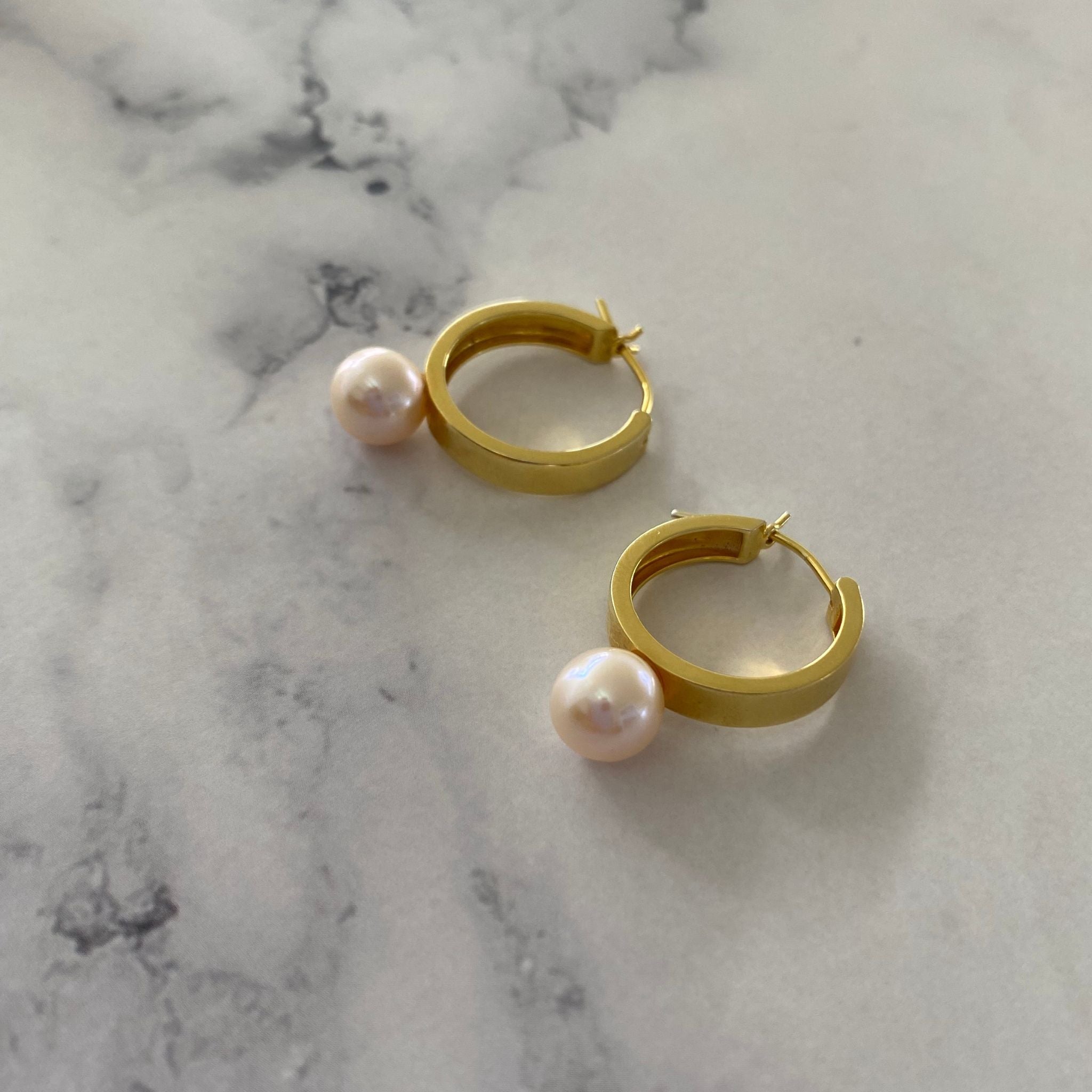 Chunky Gold Pearl hoop earrings