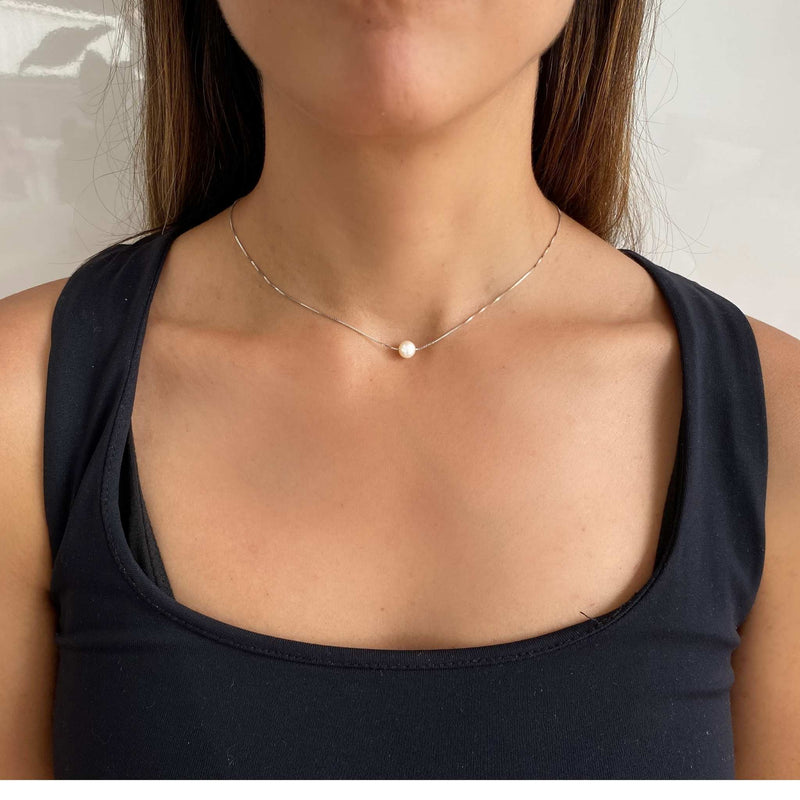 Amazon.com: Pearl Choker Necklace for Women Dainty 14K Gold Plated  Adjustable Gold Small Pearl Necklace for Women Girls Pearl Jewelry Gifts :  Handmade Products
