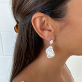 Pearl dangle earrings 