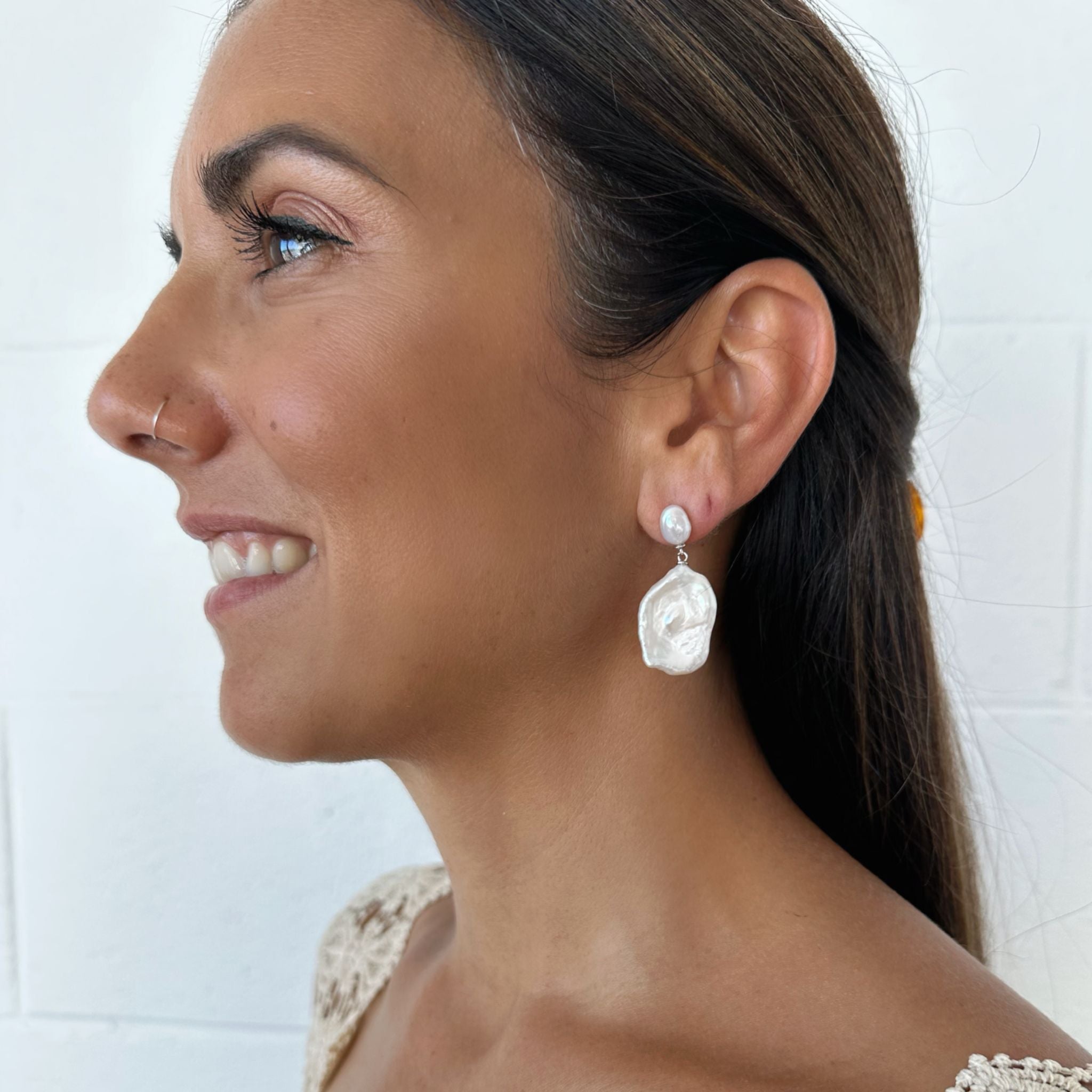 Pearl dangle earrings
